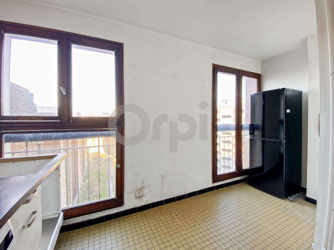 Appartement à PARIS-20E