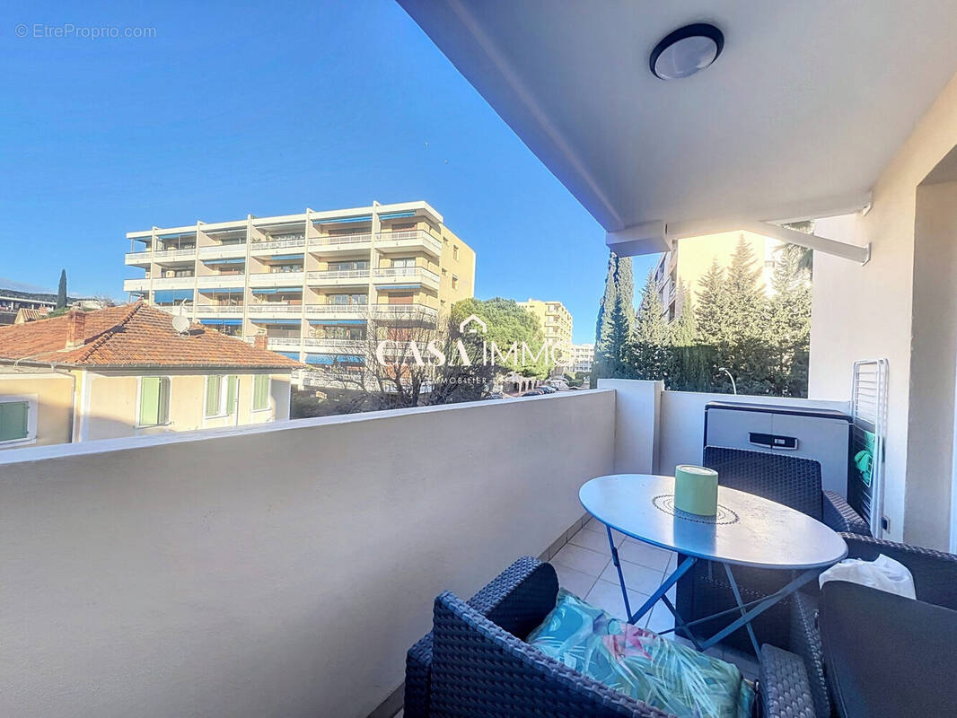 Appartement à HYERES