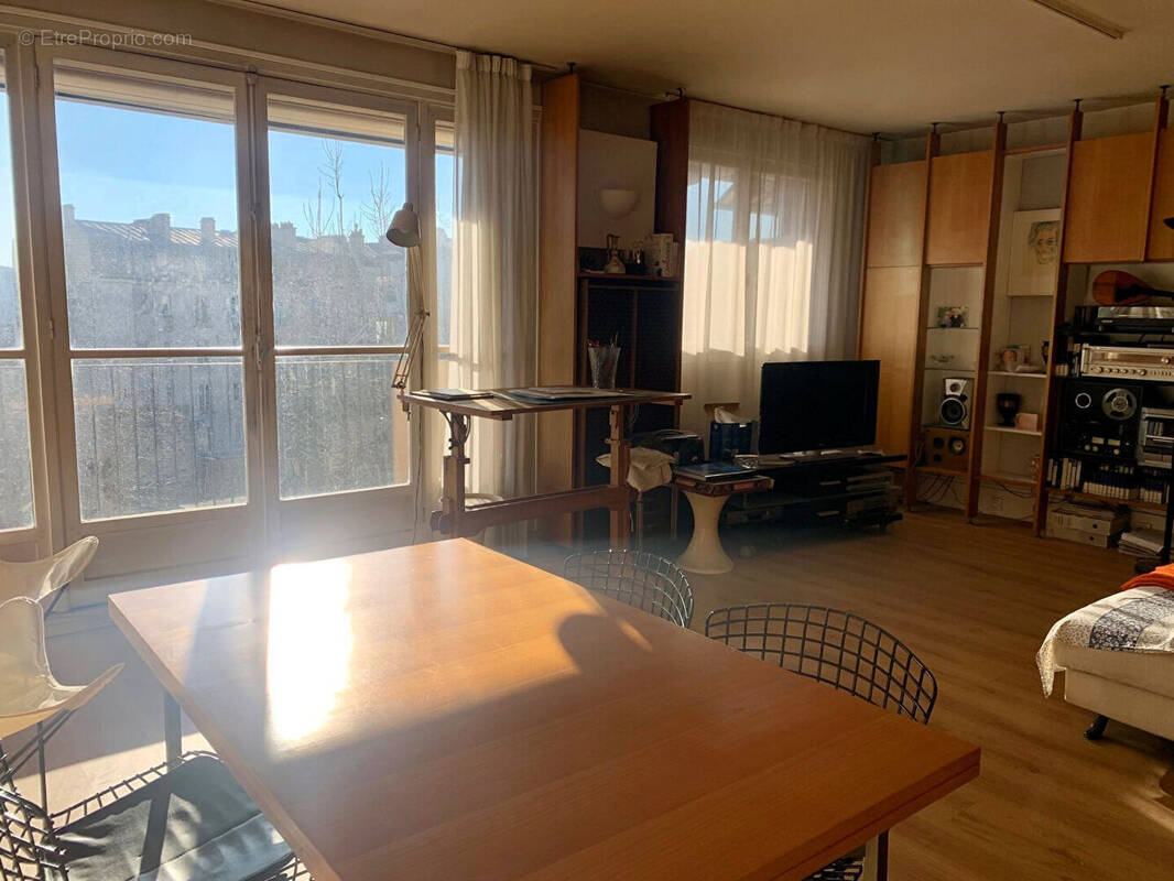 Appartement à ASNIERES-SUR-SEINE