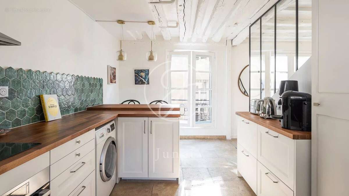 Appartement à PARIS-6E