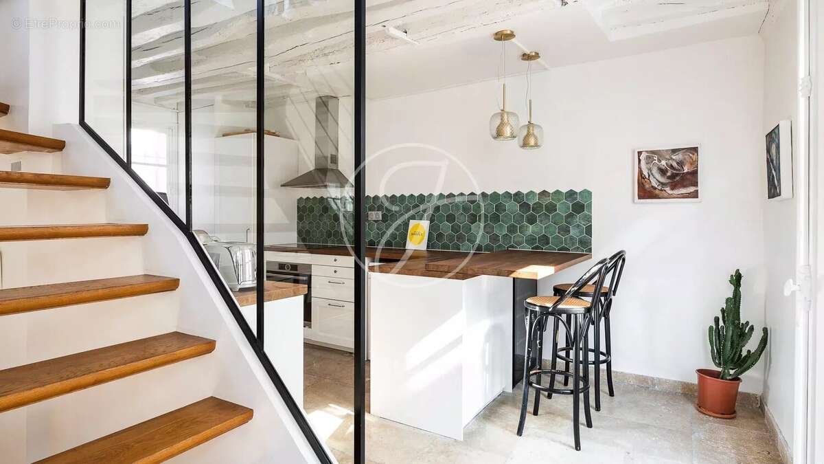 Appartement à PARIS-6E