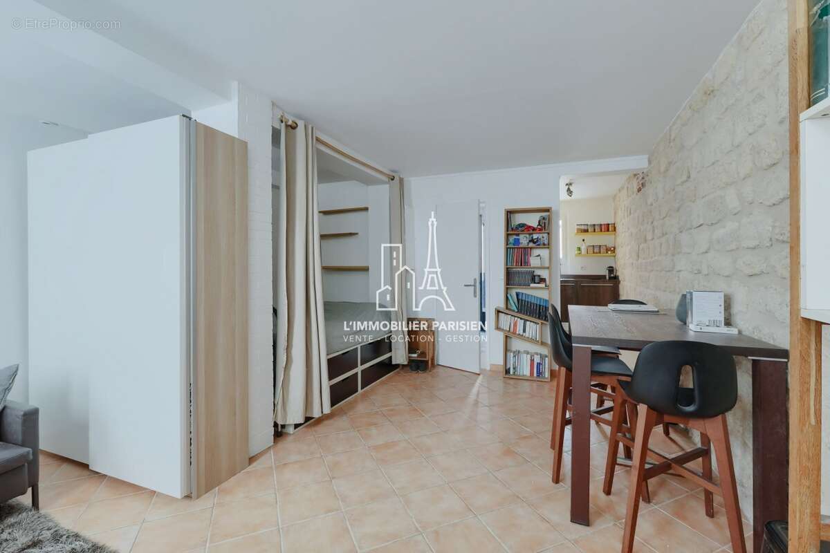 Appartement à PARIS-18E