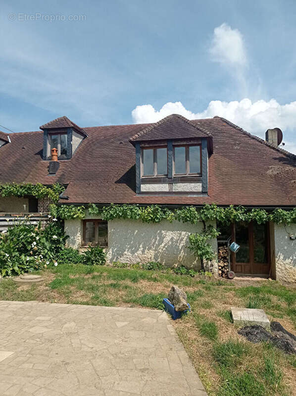 Maison à AIX-EN-OTHE