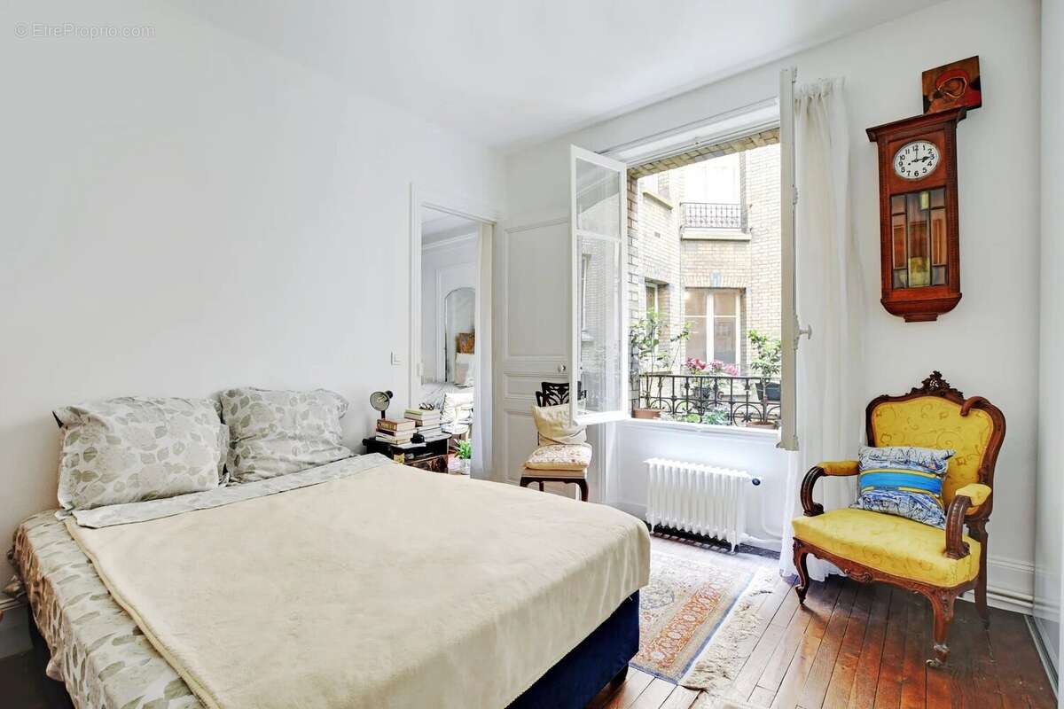 Appartement à PARIS-5E