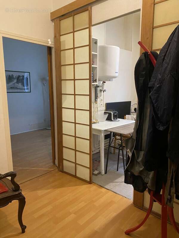 Appartement à PARIS-14E