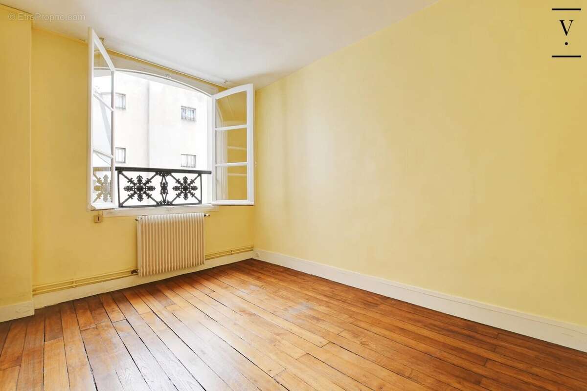 Appartement à PARIS-4E