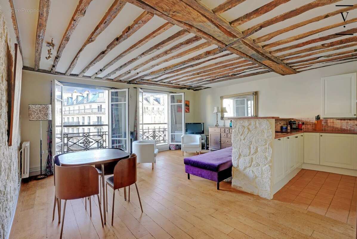 Appartement à PARIS-4E