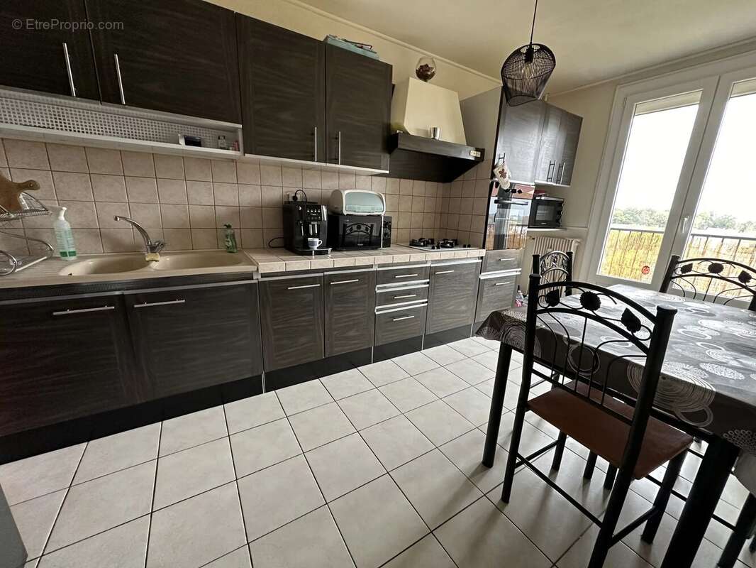 Appartement à CHEVIGNY-SAINT-SAUVEUR