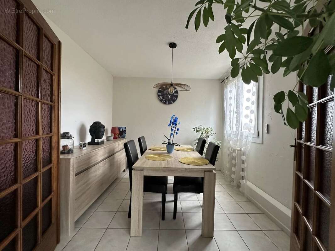 Appartement à CHEVIGNY-SAINT-SAUVEUR