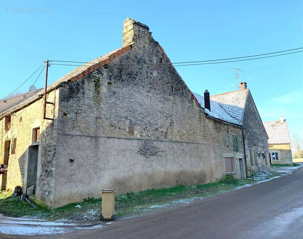 Maison à ESSEY