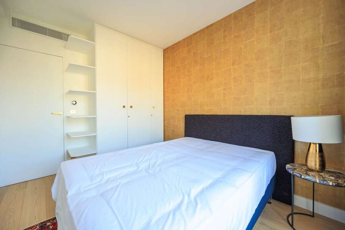 Appartement à PARIS-3E