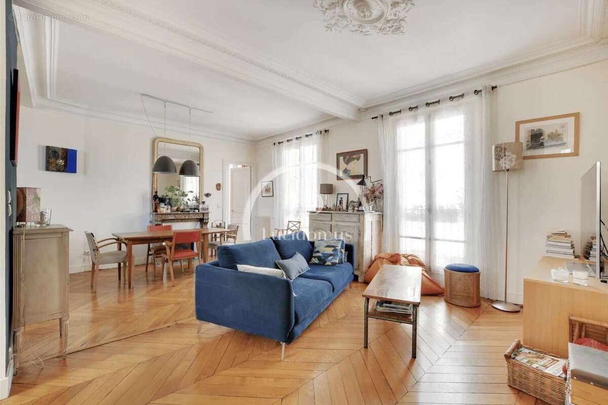 Appartement à PARIS-20E