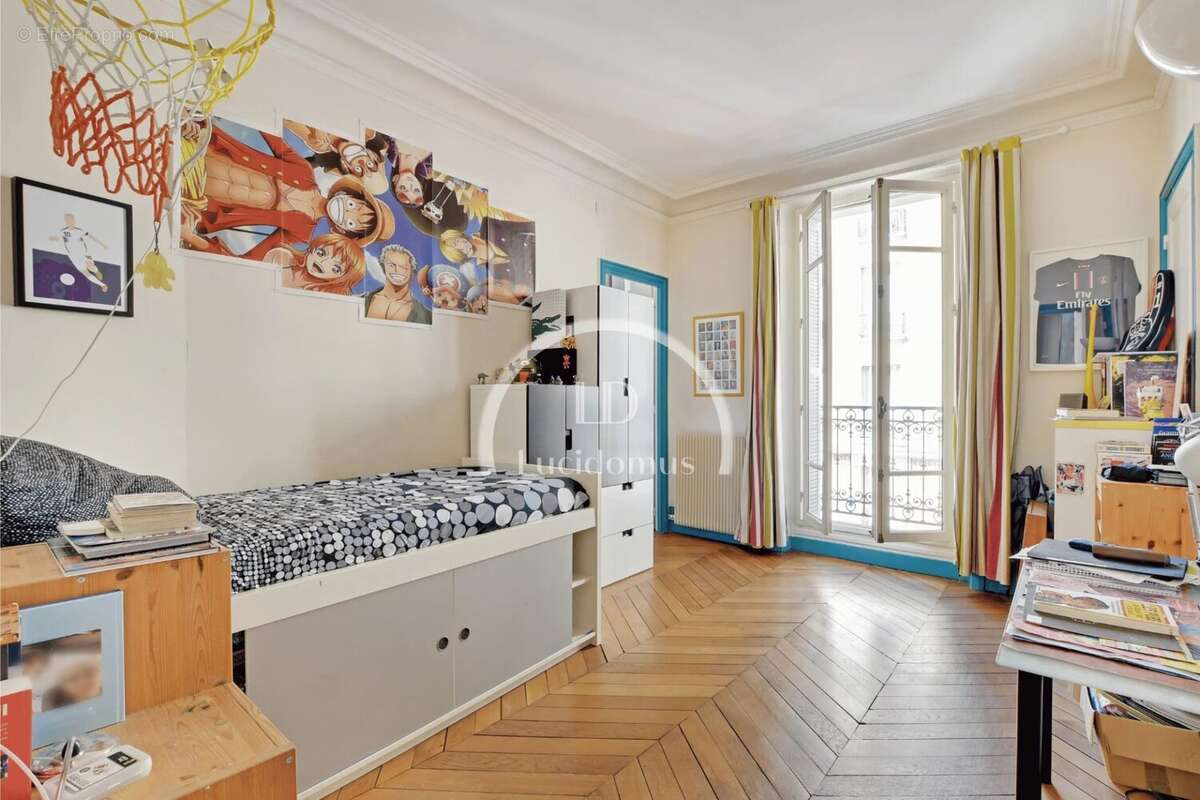 Appartement à PARIS-20E