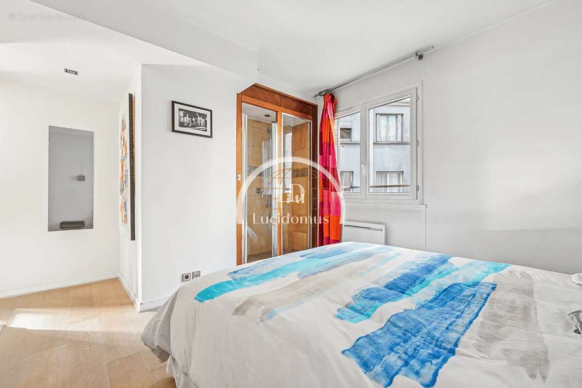 Appartement à PARIS-4E