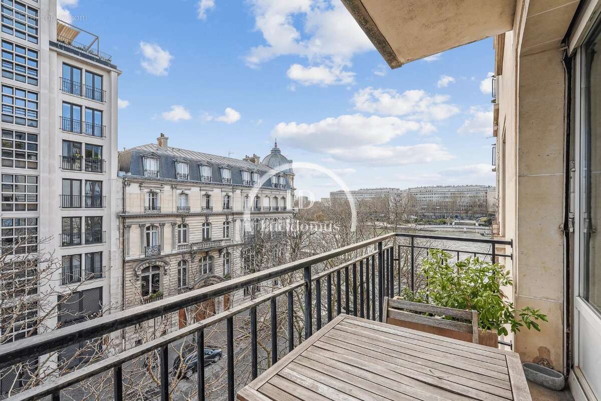 Appartement à PARIS-4E