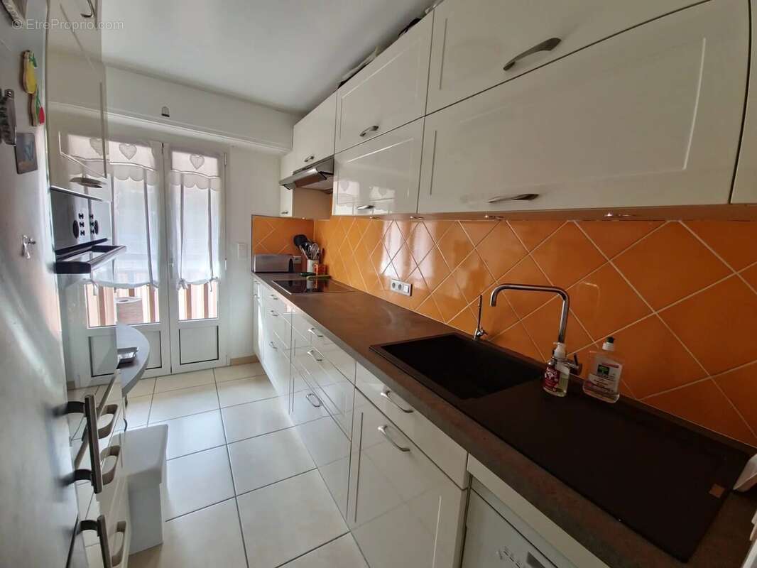 Appartement à ROQUEBRUNE-CAP-MARTIN