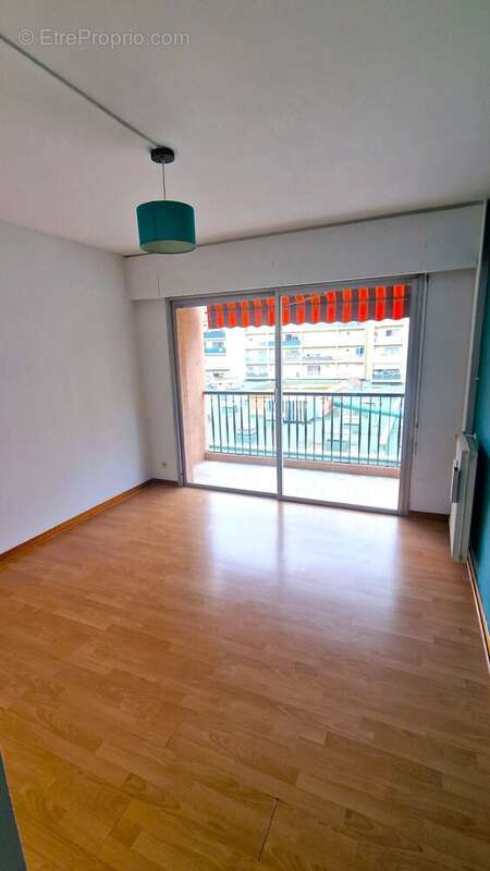 Appartement à VENCE