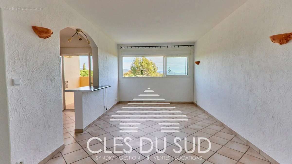 Appartement à HYERES