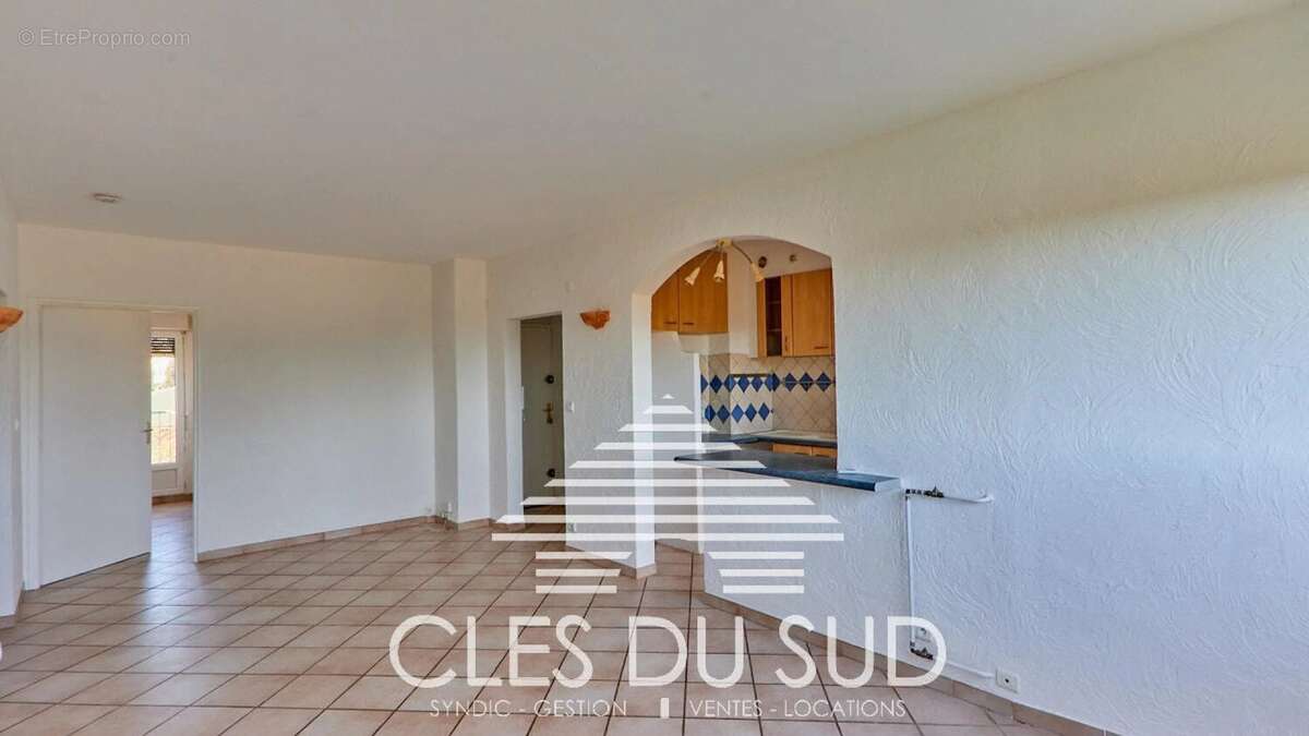 Appartement à HYERES