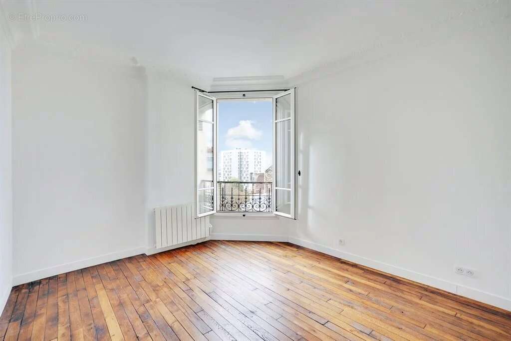 Appartement à PARIS-20E