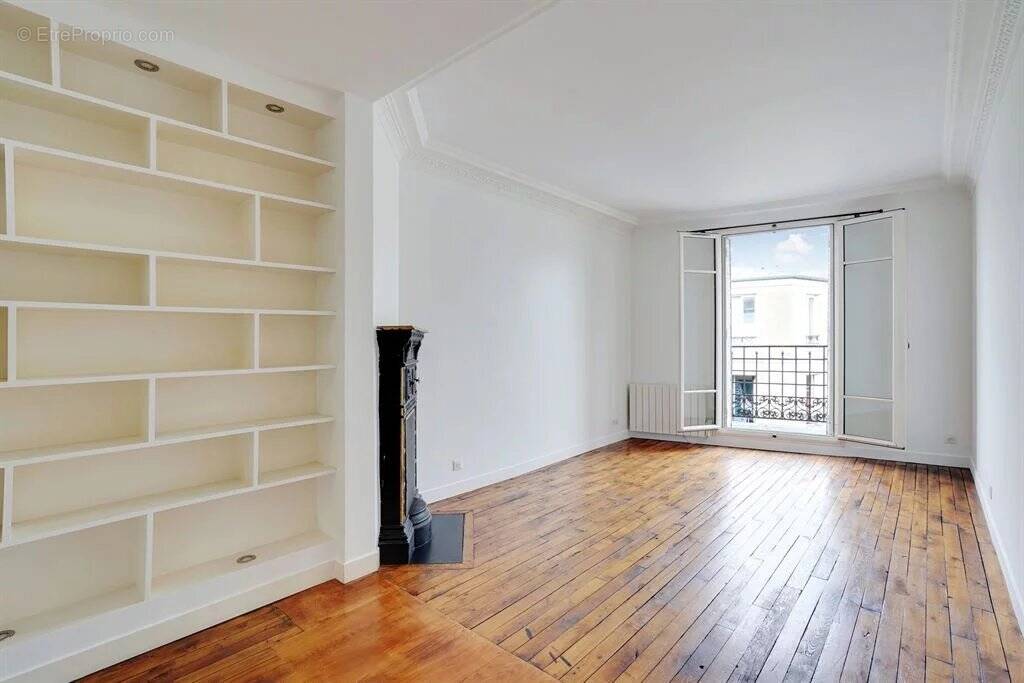 Appartement à PARIS-20E