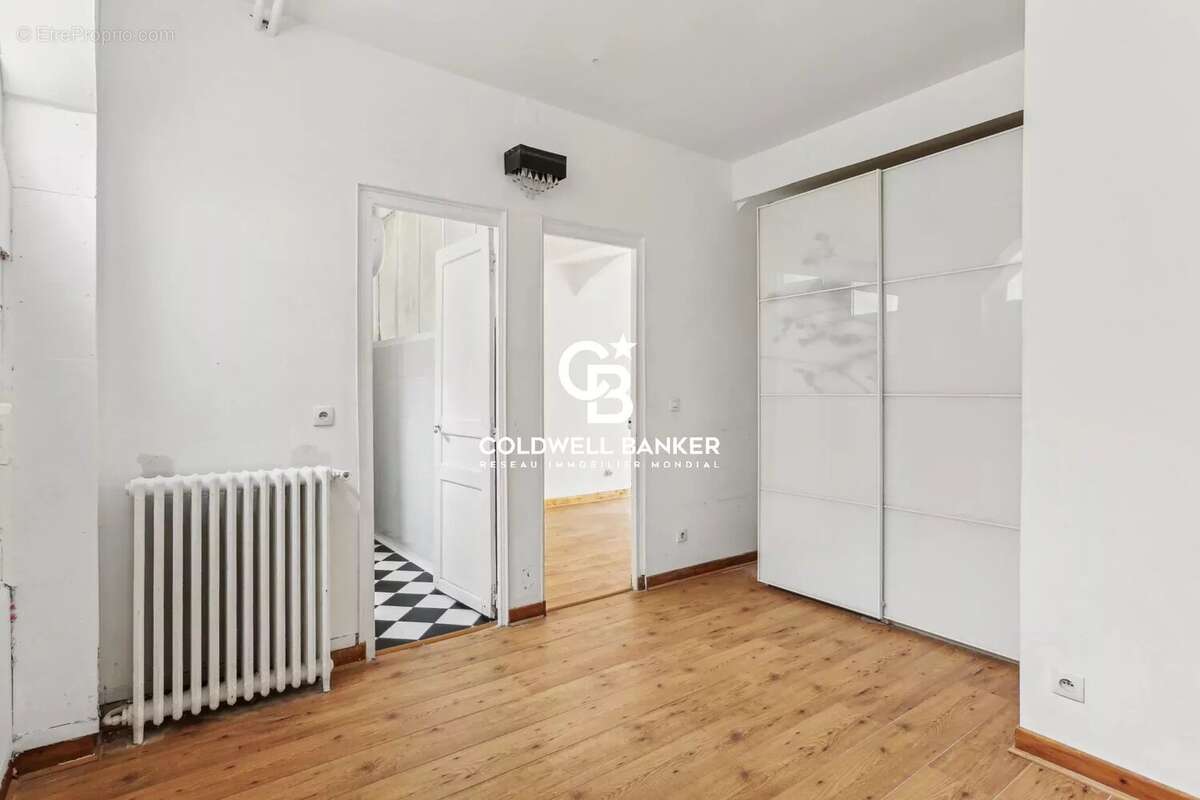 Appartement à PARIS-19E