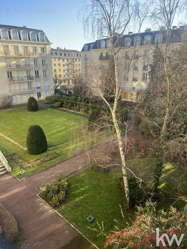 Appartement à VERSAILLES