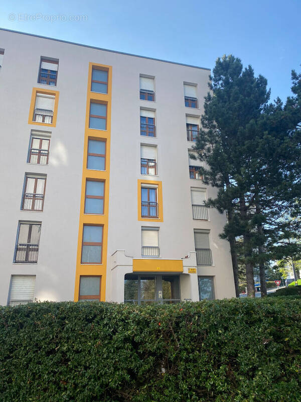 Appartement à SAINT-ETIENNE