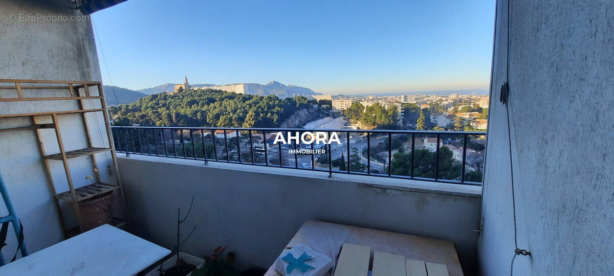 Appartement à MARSEILLE-9E