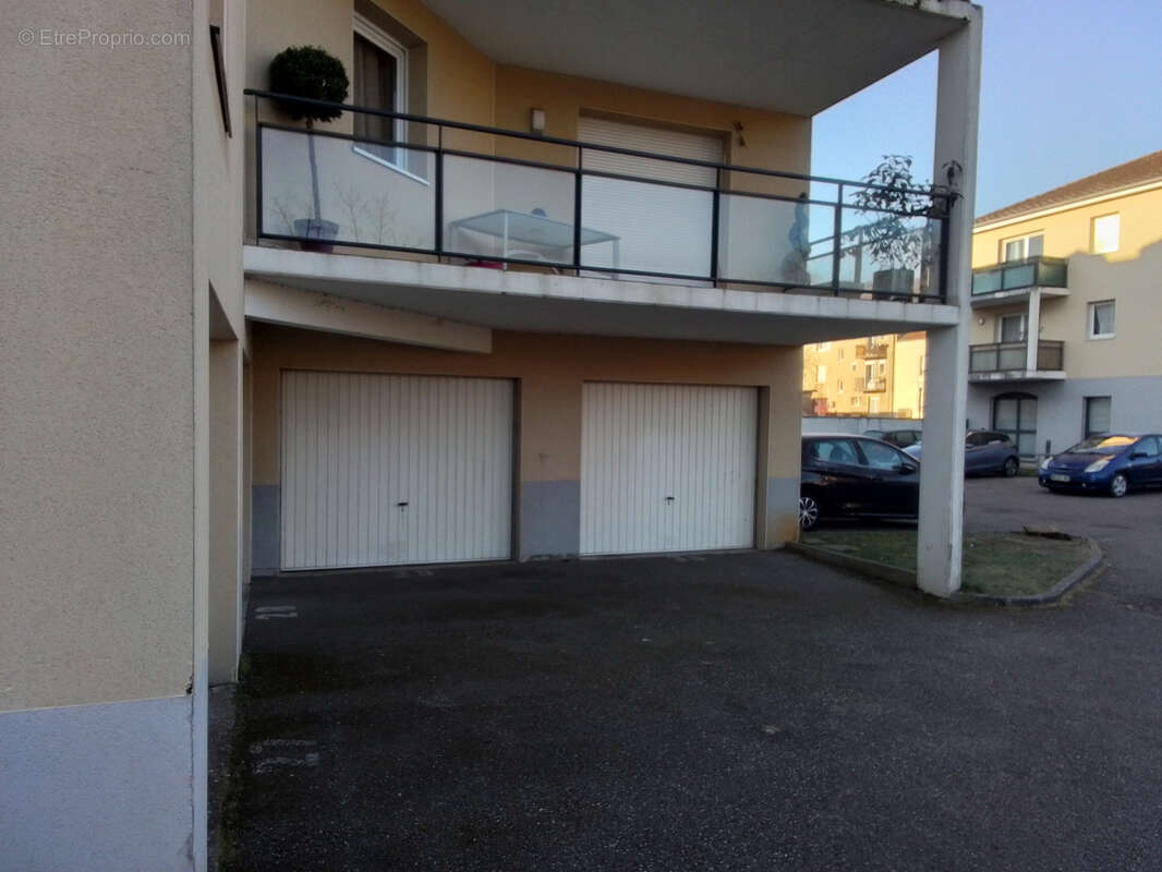 Appartement à ARS-SUR-MOSELLE