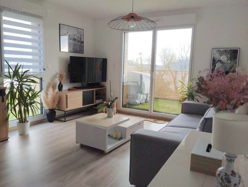 Appartement à SAINTE-LUCE-SUR-LOIRE