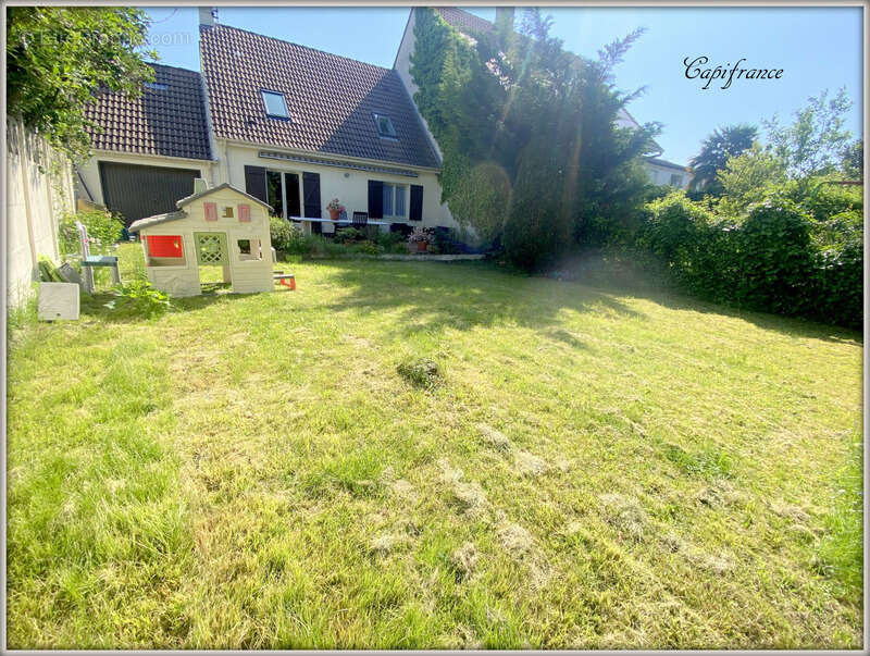 Maison à AULNAY-SOUS-BOIS