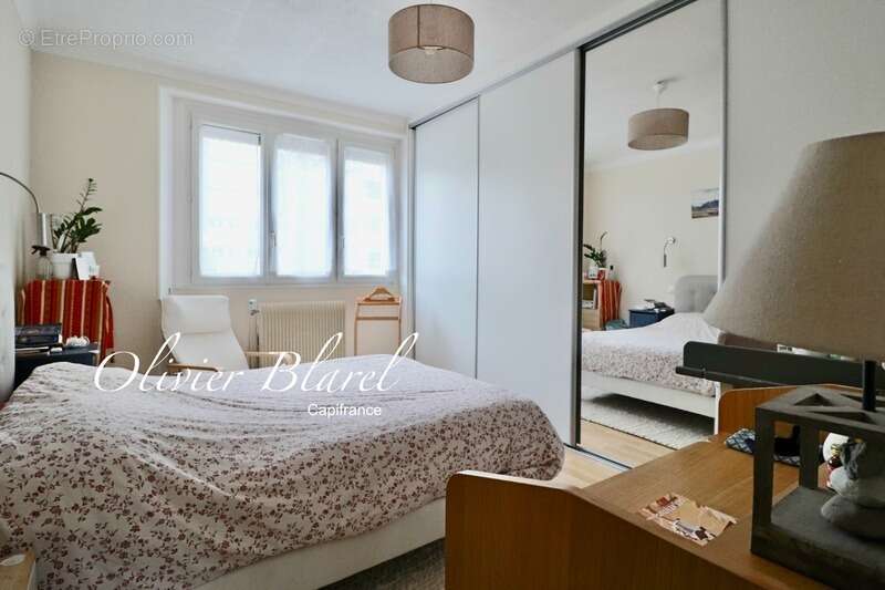 Appartement à NANTERRE