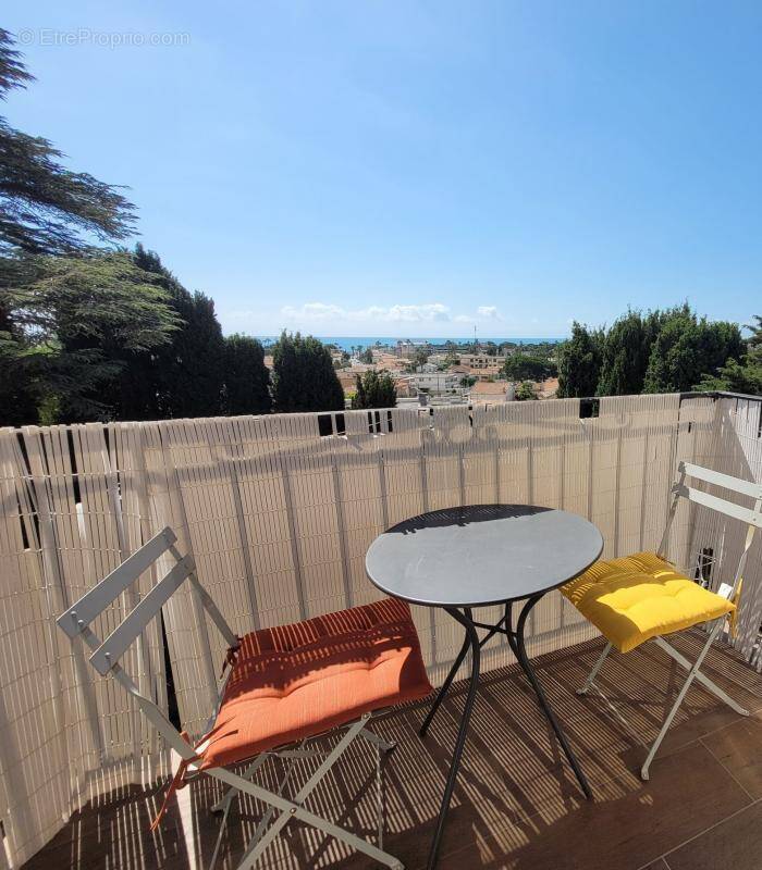 Appartement à VILLENEUVE-LOUBET