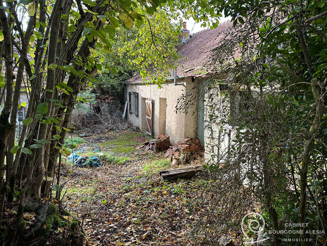 Maison à SAINT-THIBAULT