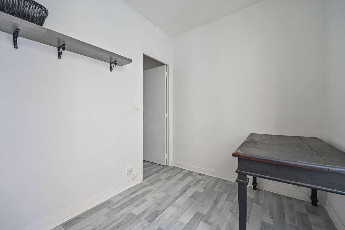 Appartement à PARIS-20E