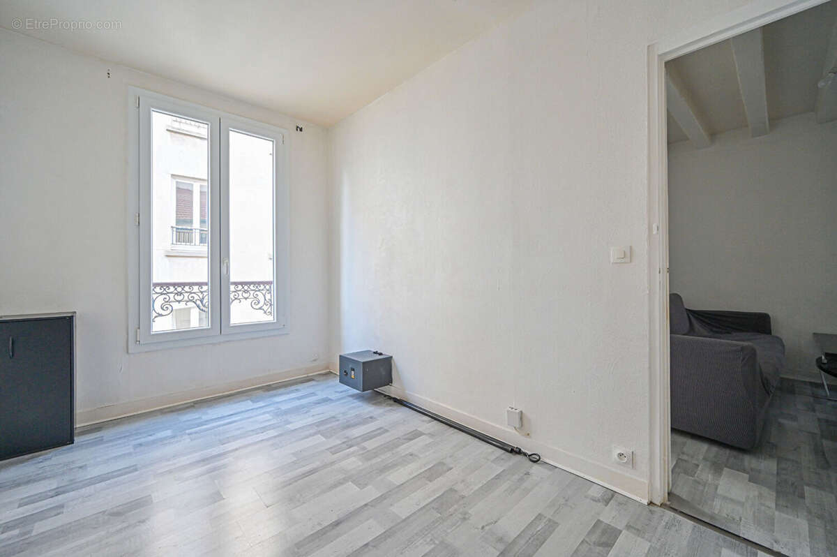 Appartement à PARIS-20E