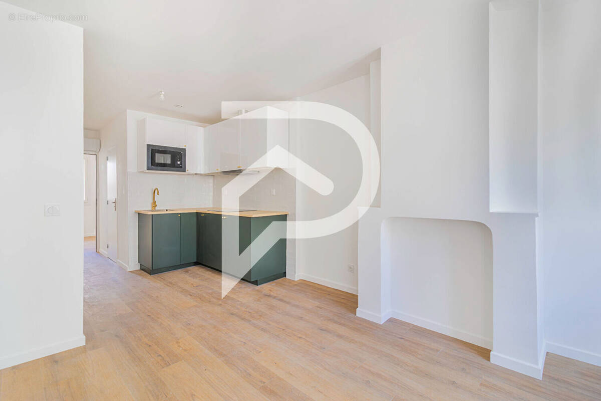 Appartement à MARSEILLE-6E