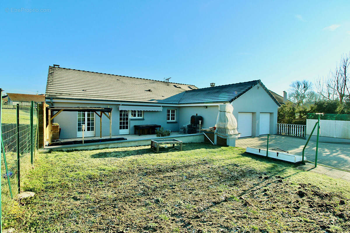 Maison à BOUZONVILLE