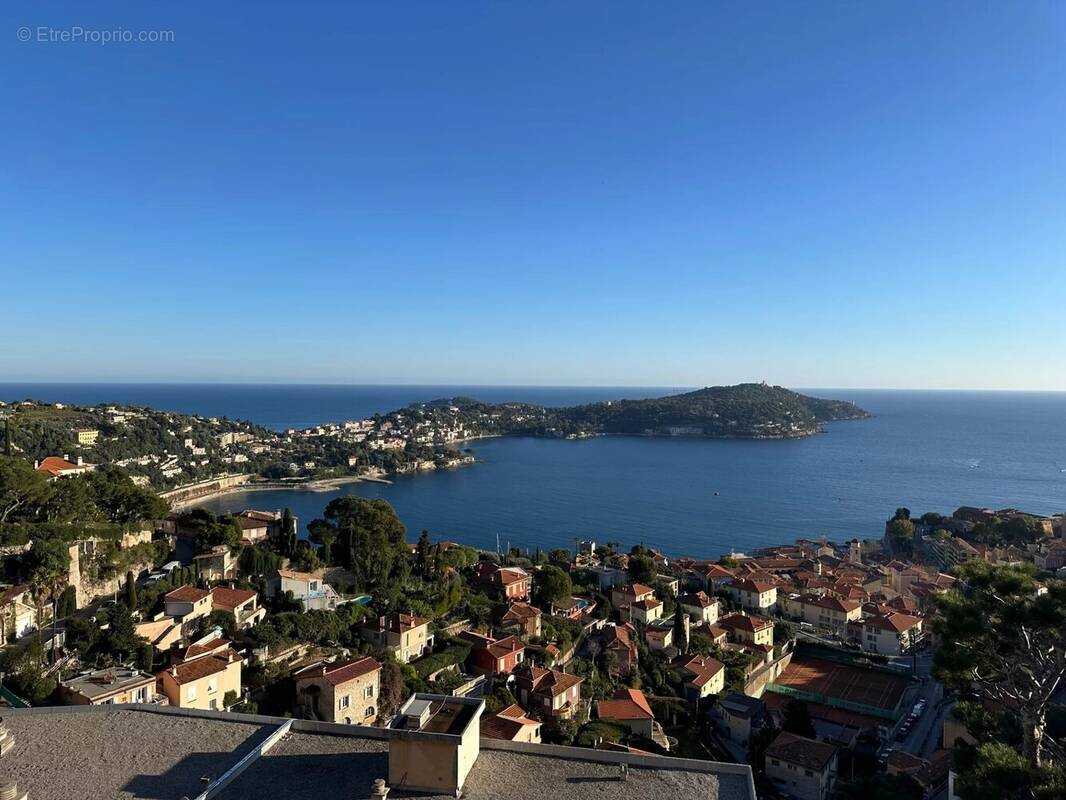 Appartement à VILLEFRANCHE-SUR-MER