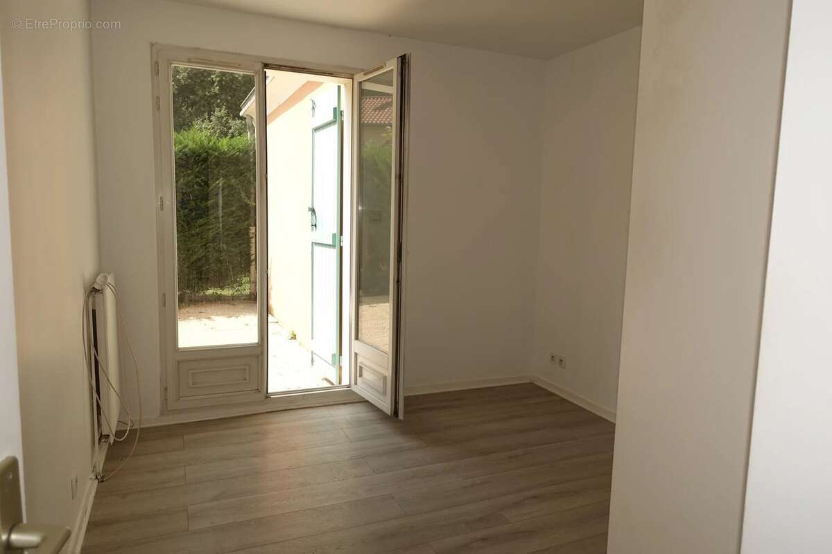 Appartement à CHARNAY-LES-MACON