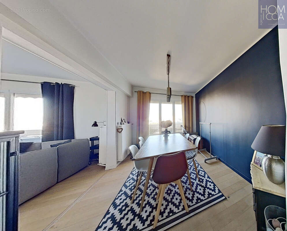 Appartement à LYON-5E