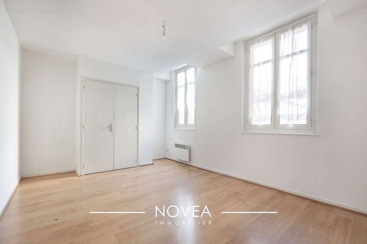 Appartement à LYON-6E