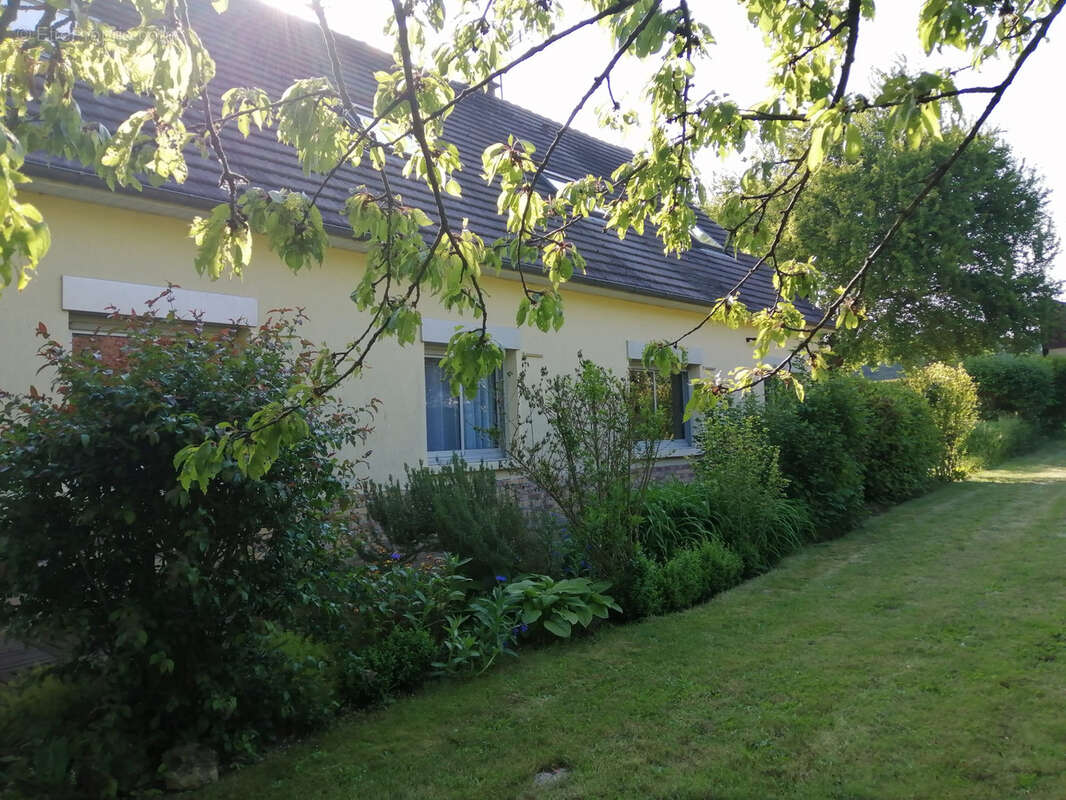 Maison à BEAUVAIS