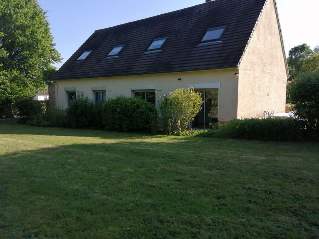 Maison à BEAUVAIS