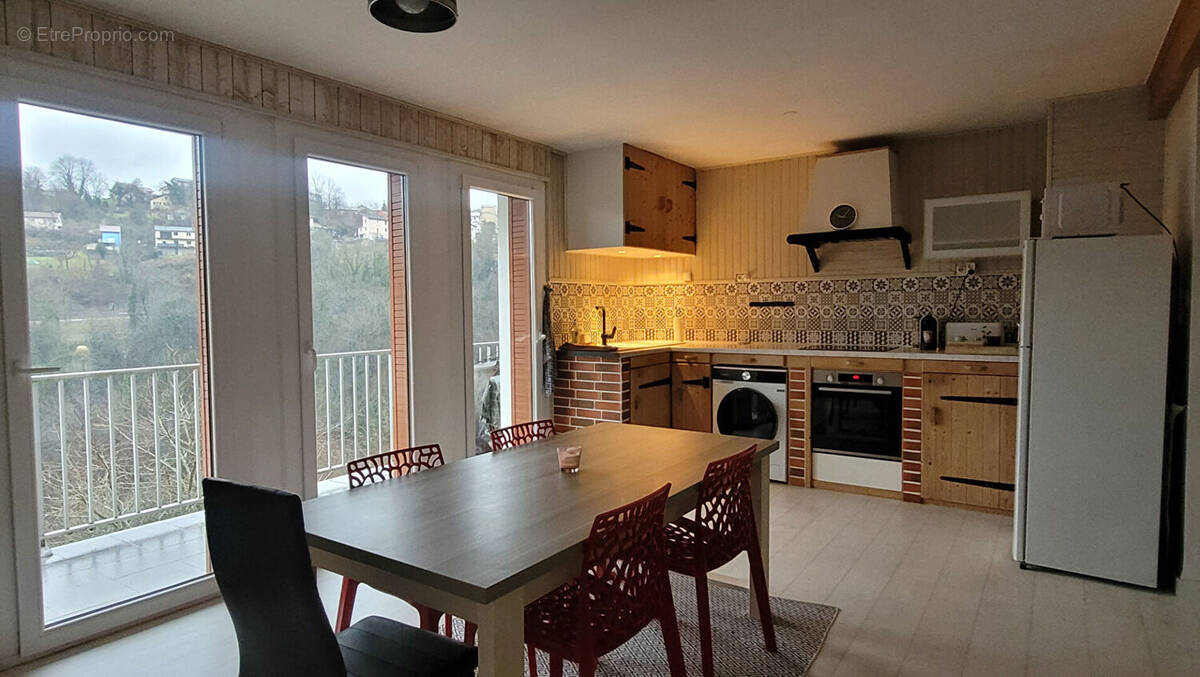 Appartement à BELLEGARDE-SUR-VALSERINE