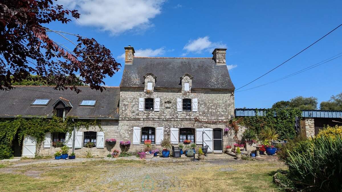 Maison à PONTIVY