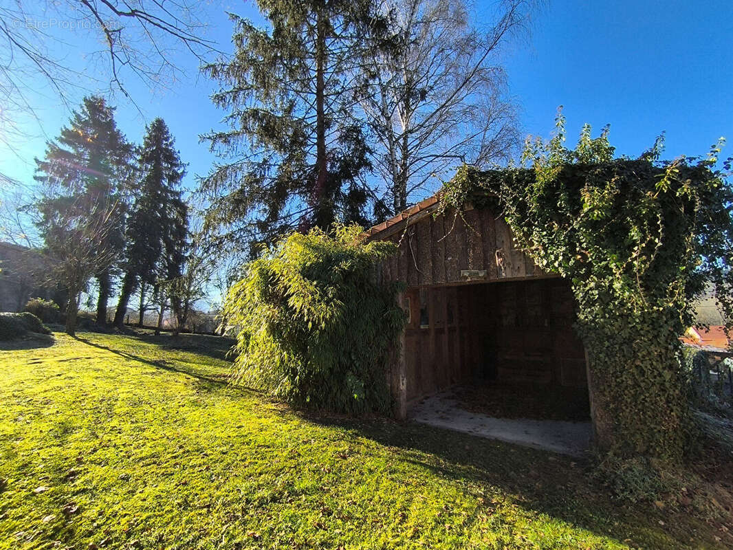 Maison à SAINT-ELOY-LES-MINES