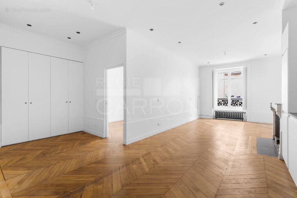 Appartement à LYON-1E