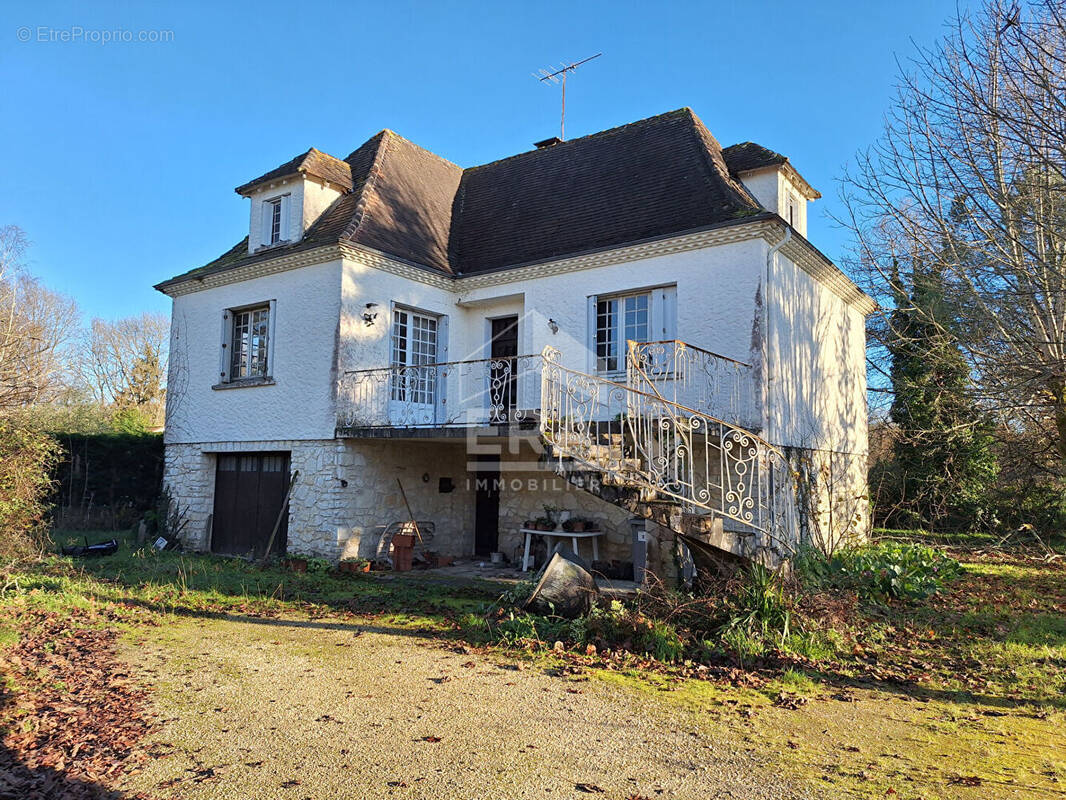 Maison à MONTPON-MENESTEROL